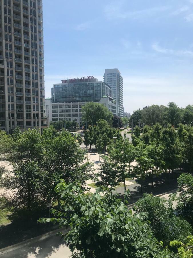 Executive 1 Bedroom Condo sleeps 4 Toronto Buitenkant foto
