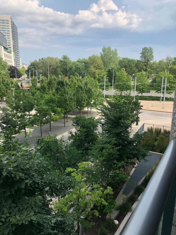 Executive 1 Bedroom Condo sleeps 4 Toronto Buitenkant foto